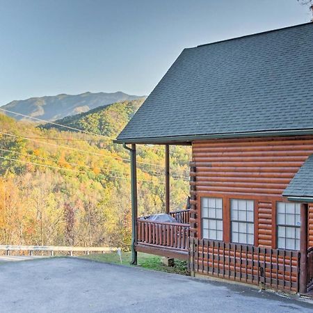 Expansive Gatlinburg Cabin Hot Tub, Deck And Grill! 외부 사진