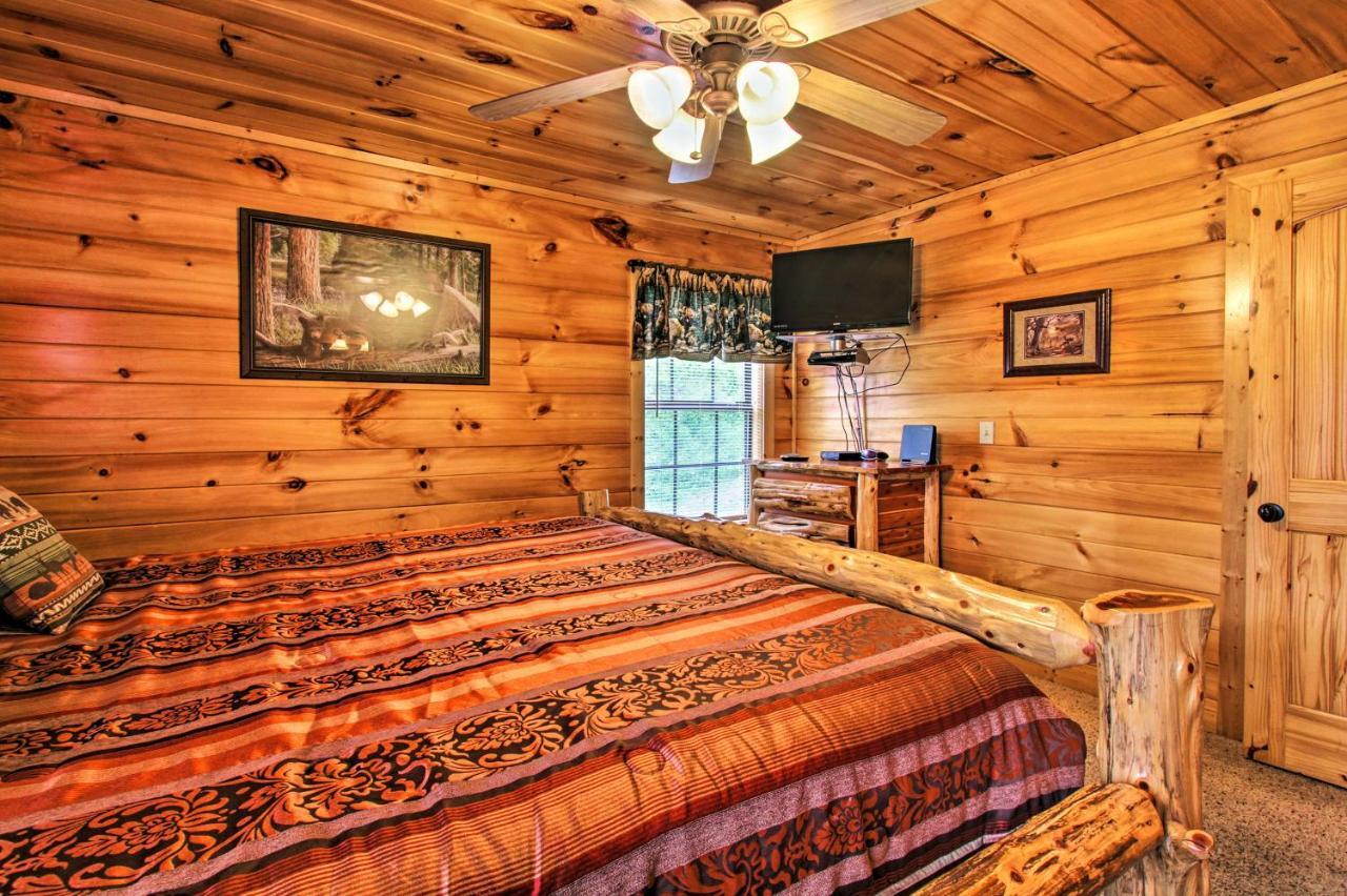 Expansive Gatlinburg Cabin Hot Tub, Deck And Grill! 외부 사진