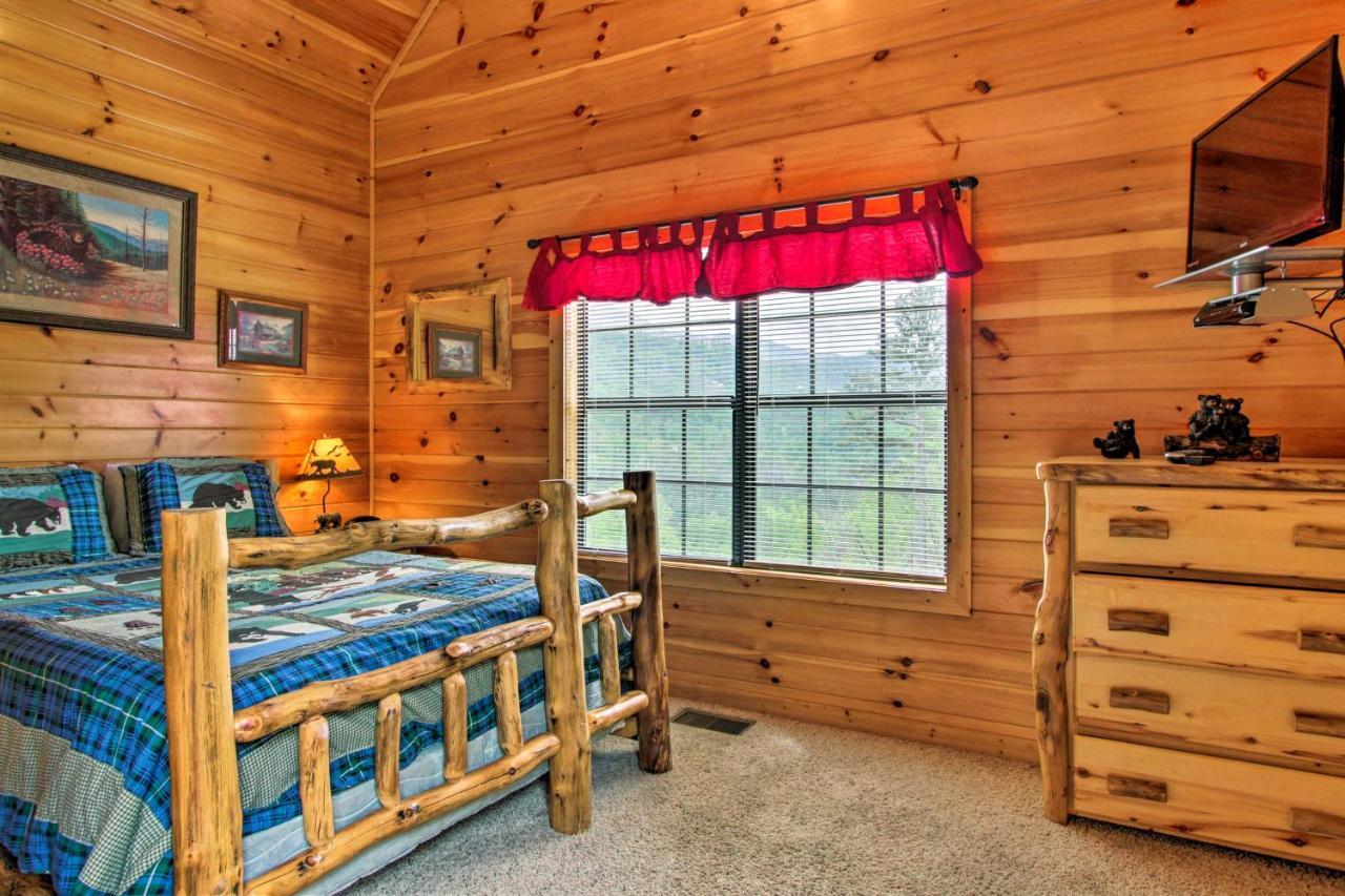 Expansive Gatlinburg Cabin Hot Tub, Deck And Grill! 외부 사진